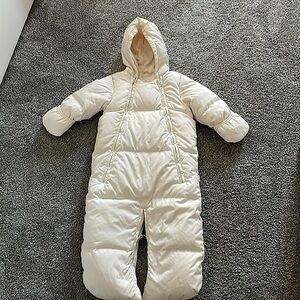 Baby gap 6-12 month infant snow suit